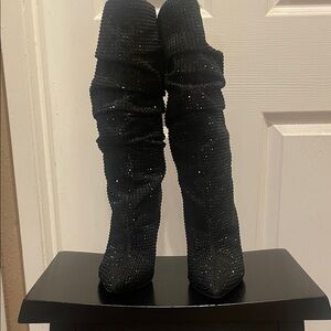 Chic Black Heeled Slouch Boots with Sparkle